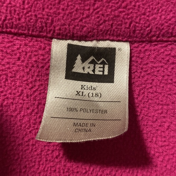 REI Kids’ XL Fuchsia Fleece Pullover - Picture 3 of 8
